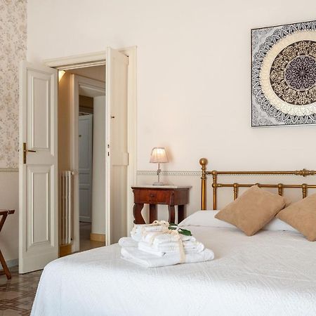 B&B Risveglio Col Rosone Lecce Exterior photo