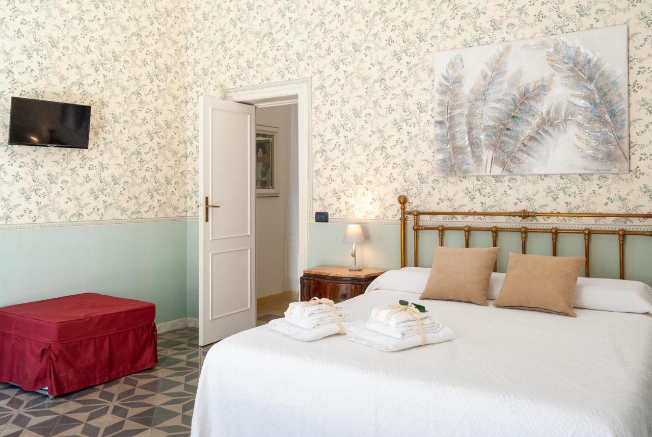 B&B Risveglio Col Rosone Lecce Exterior photo